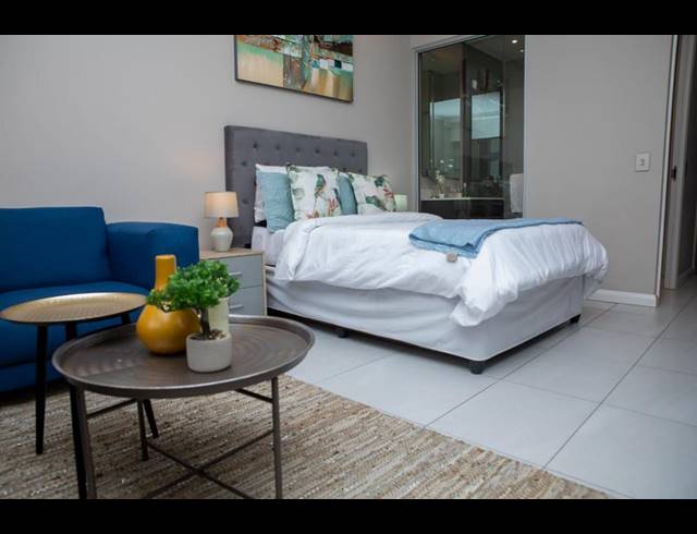 1 BEDROOM APARTMENT FOR SALE IN MENLYN